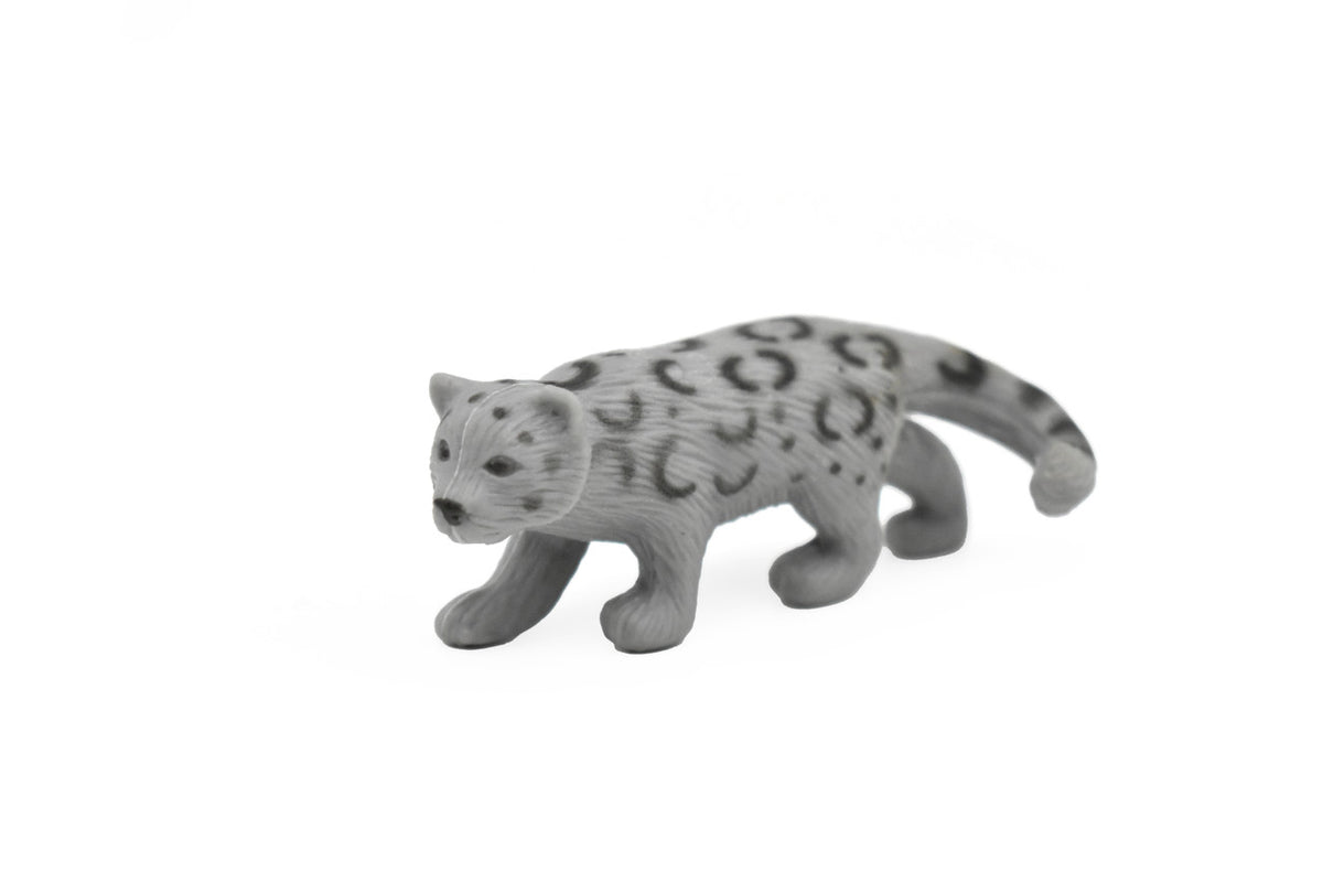 Leopard Cub, Snow,  ~ Plastic Replica  2 1/2" ~ F242-B206
