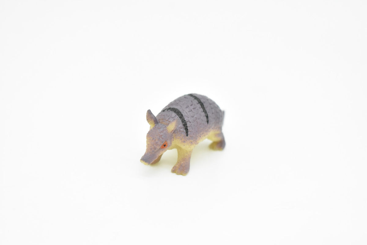 Armadillo, Cingulata, Dasypodidae, Very Nice Plastic Design, Animal, Pichi, Mulita,Educational, Hand Painted, Diorama Figure, Lifelike Model, Toy, Gift,   2 1/2 inches.   CWG105 B237