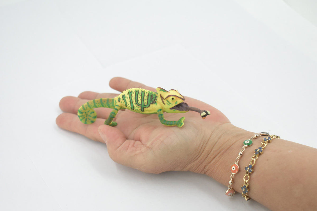 Lizard, Panther Chameleon, Museum Quality, Hand Painted, Realistic, Rubber, Reptile, Figure, Model, Toy, Kids, Educational, Gift,       5"       CH678 BB171