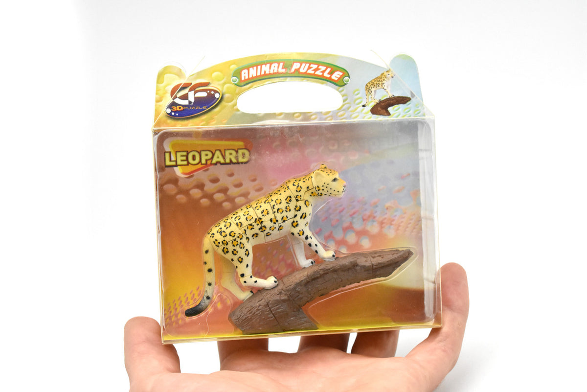Leopard or Jaguar, 3D Puzzle  Very Nice Plastic Replica  3 1/2"  -  F3025 B331