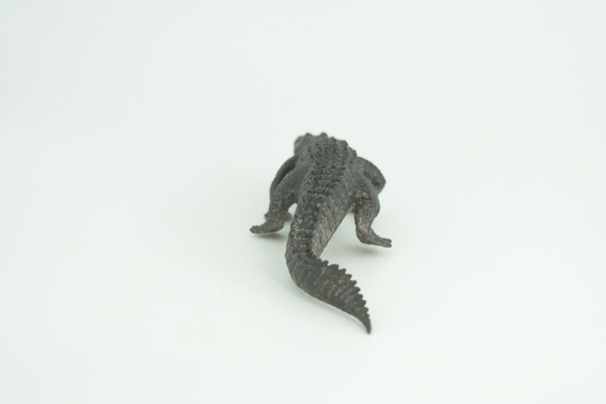 Alligator, Crocodile, Movable Jaws, Museum Quality, Educational, Hand Painted, Rubber Reptile, Realistic, Diorama, Toy, Kids, Gift, 7 Inches.  CH816 BB189
