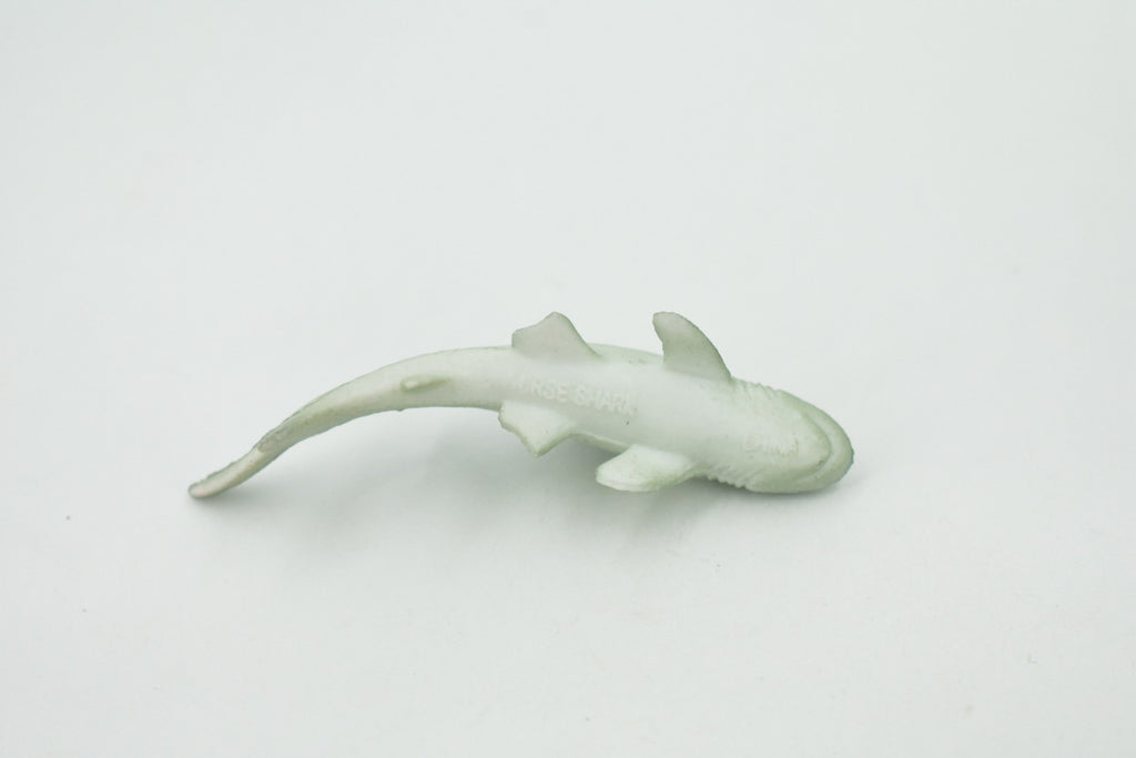 Grey Nurse Shark, High Quality Rubber, Fish Design, Hand Painted, Educational, Realistic, Diorama Figure, Model, Replica,  Gift,      3 Inches.    IM06 B228