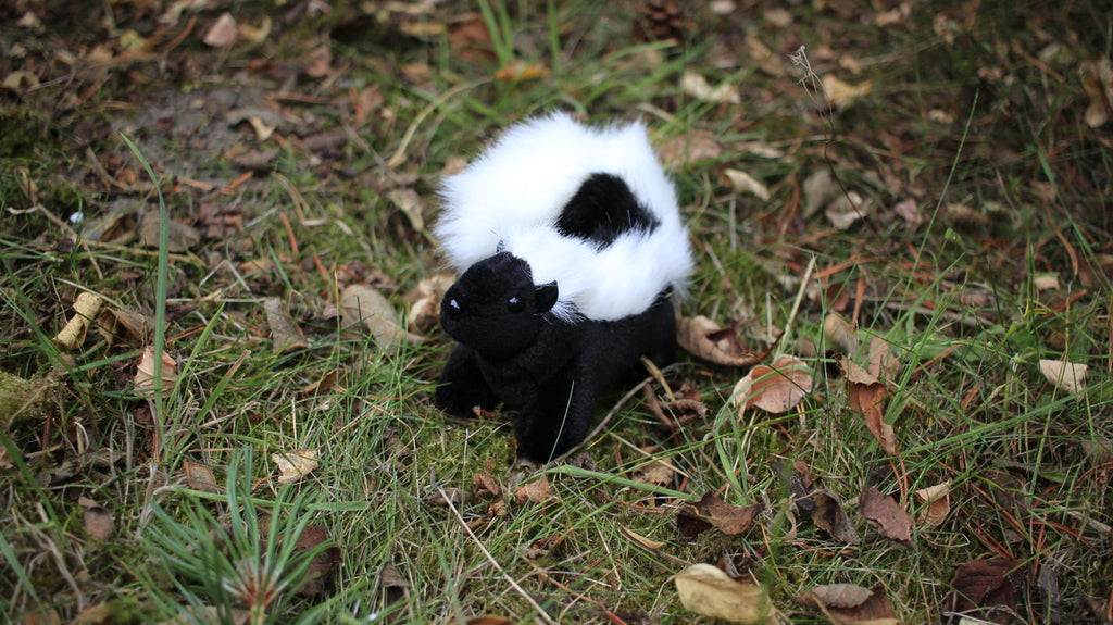GREAT REPLICA SKUNK