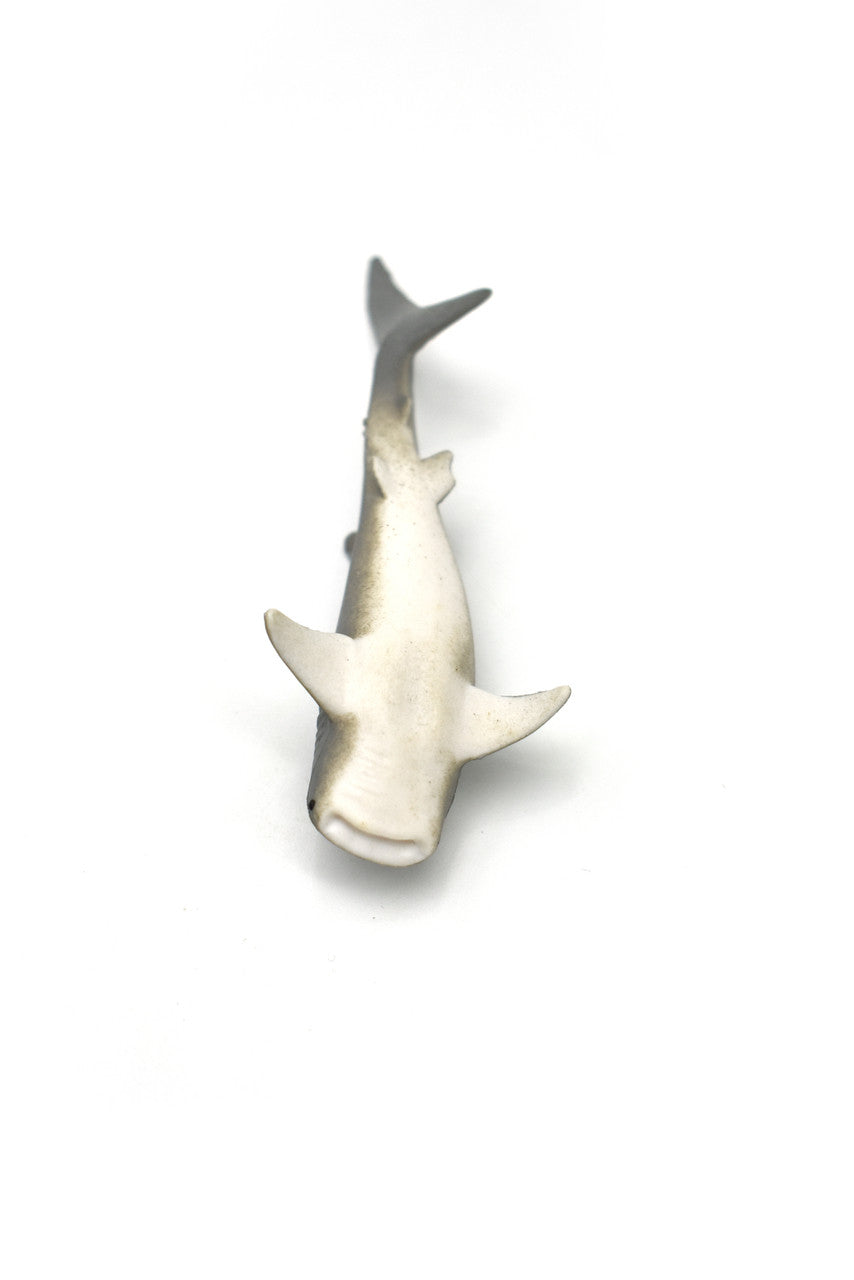 Whale Shark, Gentle Giant, Very Nice Rubber Fish, Educational, Realistic Figure, Lifelike Model, Figurine, Replica, Gift,    3 1/4"   SF06 B51